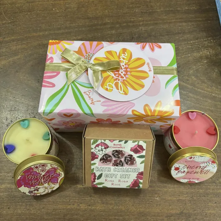 Mothering Sunday Ay Williams