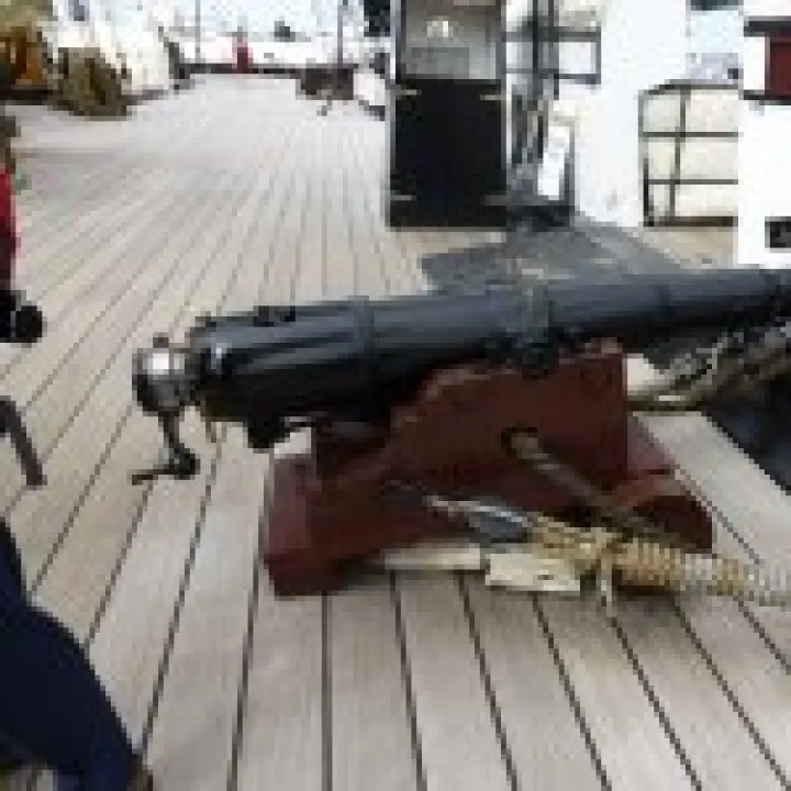 HMS Warrior Canon