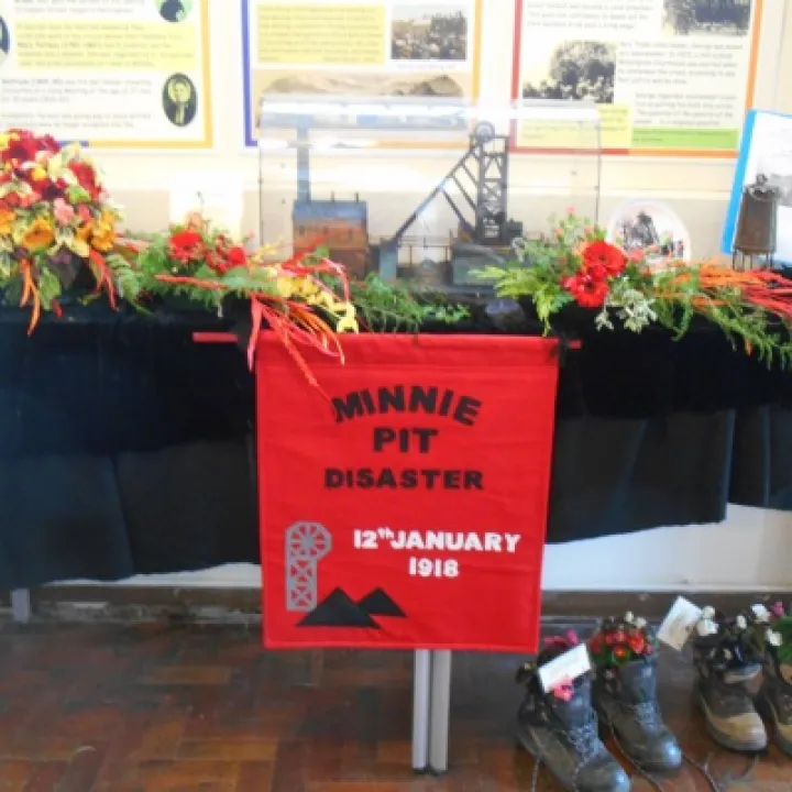 Englesea Brook Flower Festival Minnie Pit Display