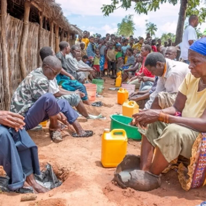 Foot care clinic in Mozambique_Leprosy Mission_160124