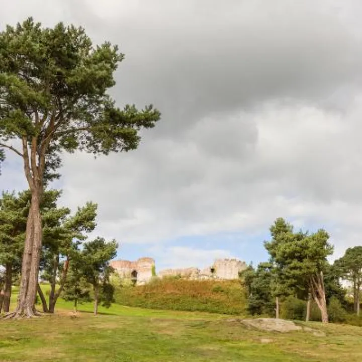 Beeston Castle in October 57