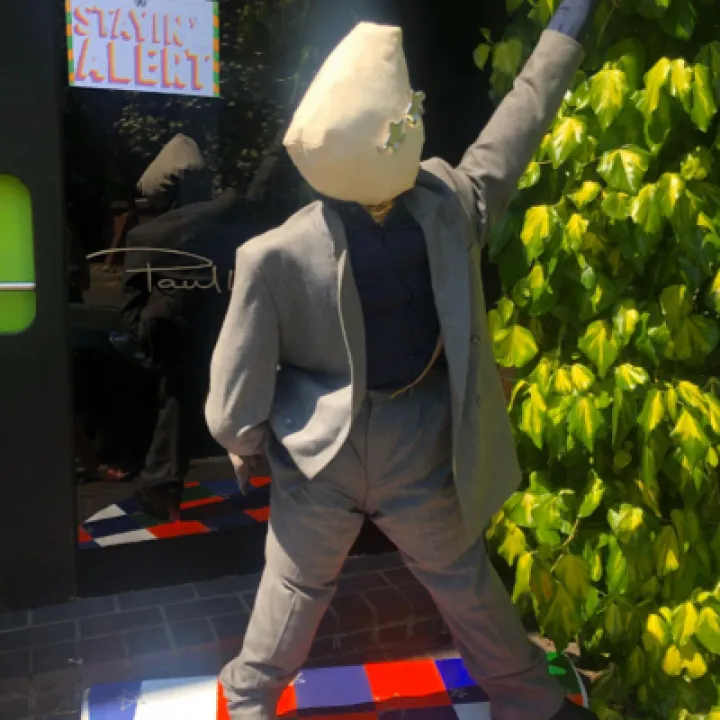 Image: 025 Sarah Wilkinson Staying Alert