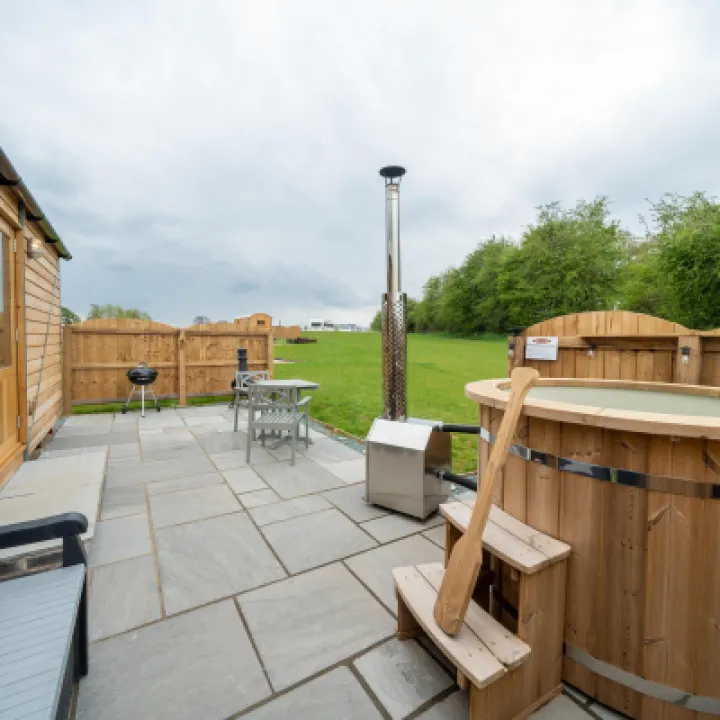 Overwater Luxury Glamping Hodnet Exterior 18