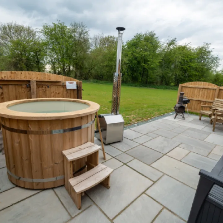 Overwater Luxury Glamping Wellington Hot Tub 2