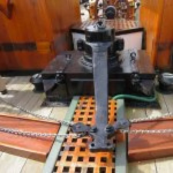 RRS Discovery jpg6