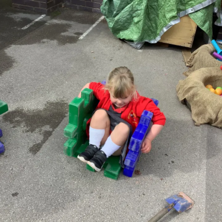 AFCD82E8-110D-4BB5-9841-E0F299E197DF