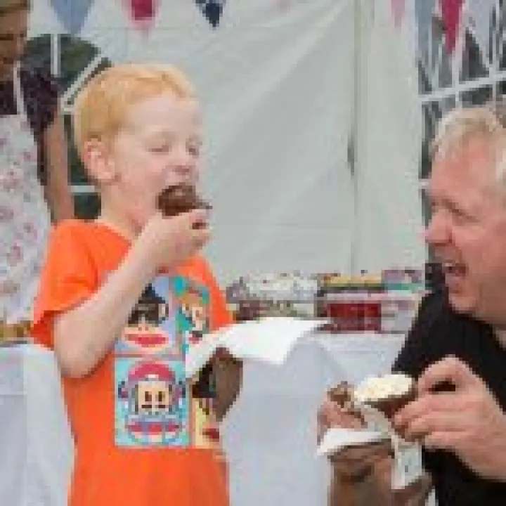 Mad Hatter's Fete 14