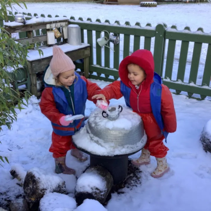 E4D32A23-BF80-4C55-80A4-9F6E22EBB360