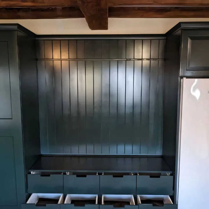 Cabinet 1 &ndash; After