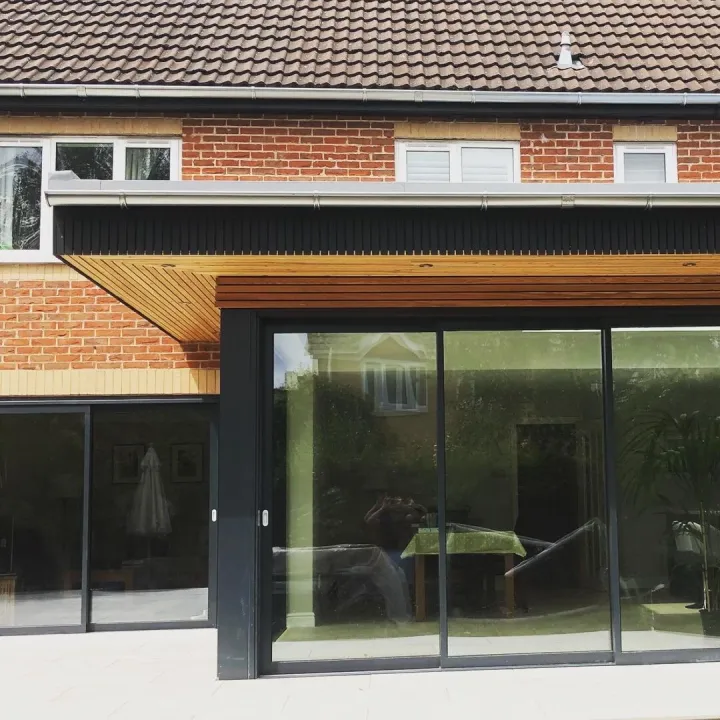 48c324cc-2ebe-4b4b-B9ee-Ac2721