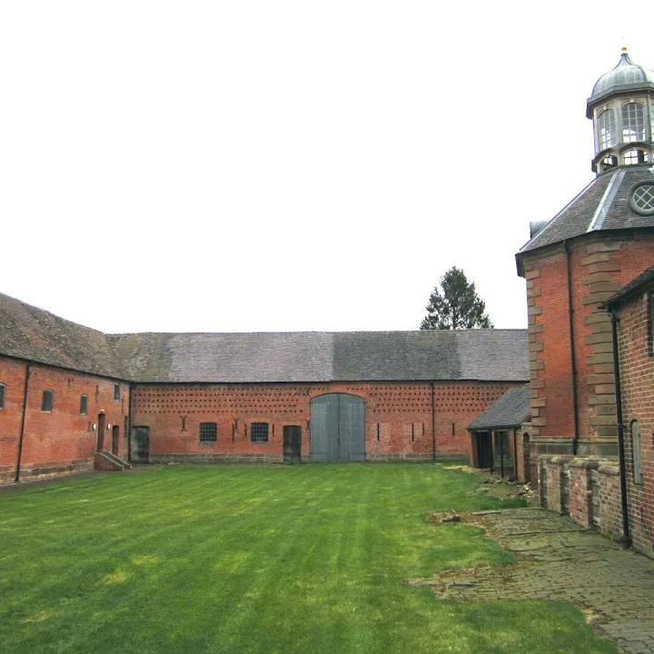 Stable Yard & Dovecote, Chilli