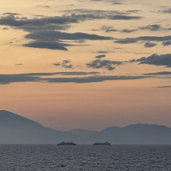 J2-Martha-Friend Ships