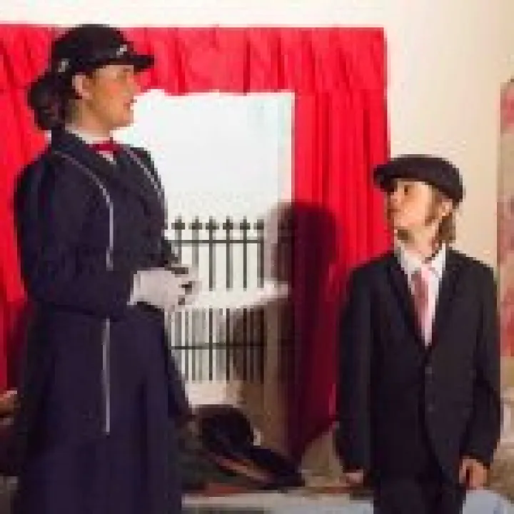 Mary Poppins 13