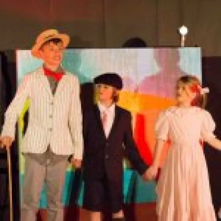 Mary Poppins 19