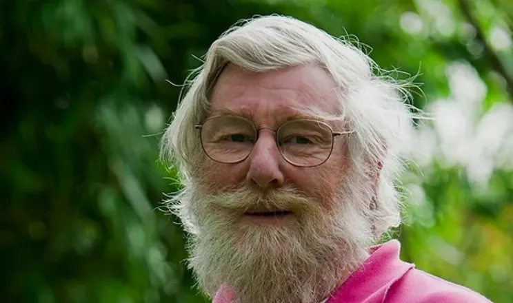 Peter Aldington