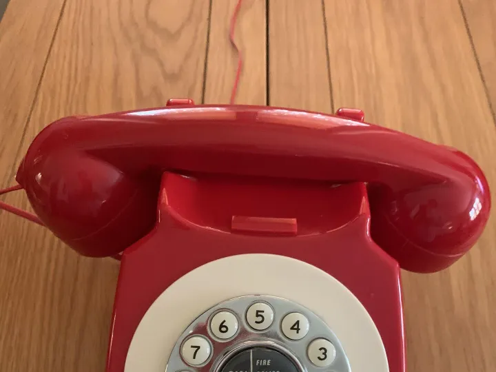 Items for sale &ndash; Red retro phone &pound;15