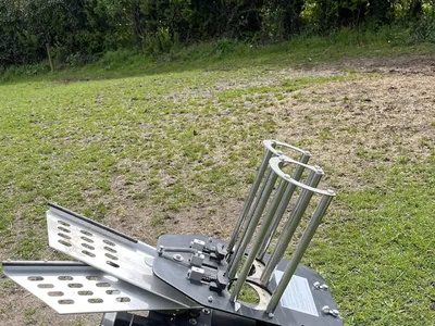 Items for sale
– Clay pigeon automatic trap 750