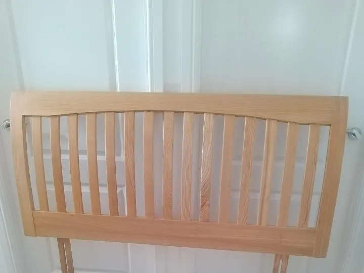 Items for sale
– Solid oak headboard £20