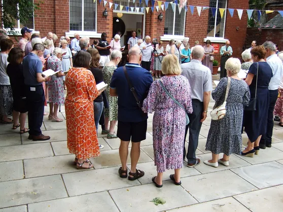 Thorne Bicen Outdoor Hymn 1 280626