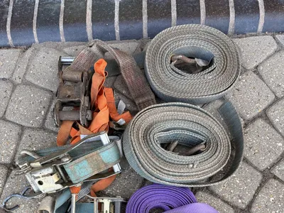 Items for sale
– Box of ratchets and straps £10