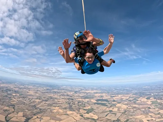 Lucy Sky Dive Main