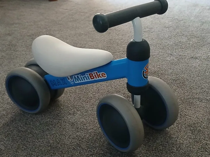Items for sale
– Mini Bike 4-Wheel Toddler Balance Bike – Blue £10