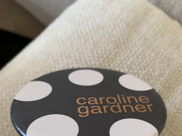 Items for sale
– Caroline Gardner compact mirror £7