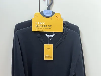 Items for sale
– 2x black school jumpers BNWT 10