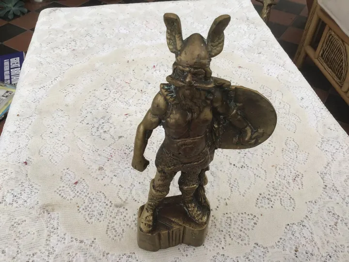 Items for sale
– Solid Brass Viking Warrior Statue £10