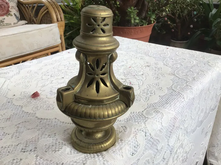 Items for sale
– Vintage Brass Incense Burner £10