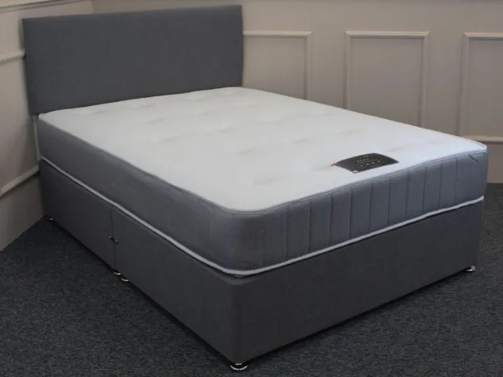 Items for sale
– Single 3ft Divan Bed with Mattress £180