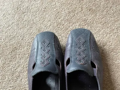 Items for sale
– Hotter shoes size 6 £8