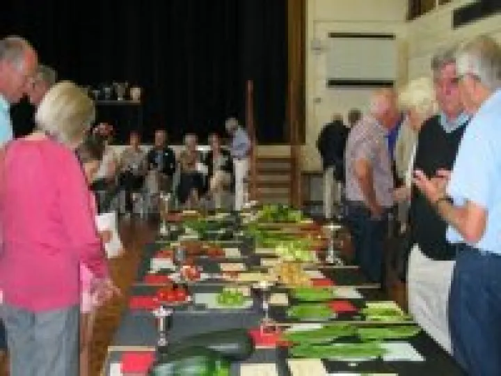 Gardening Show 15b