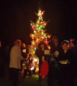 Carols Round the Tree