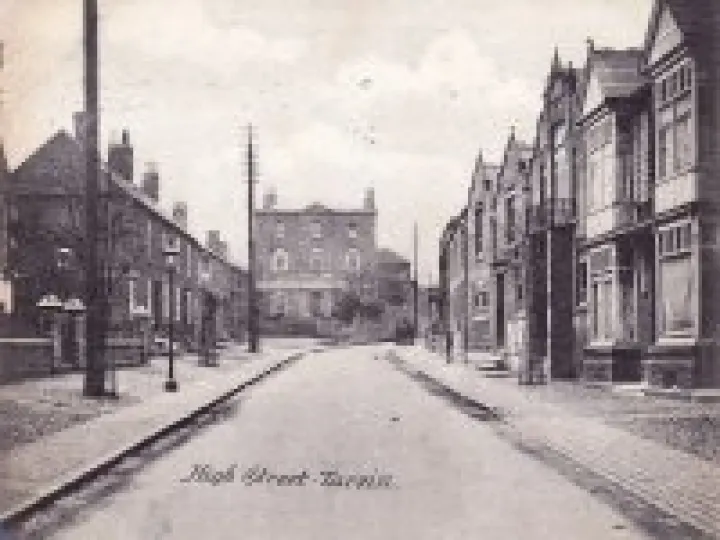Upper High St