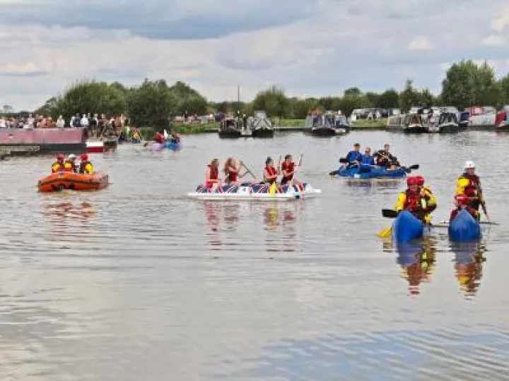 Raft Race