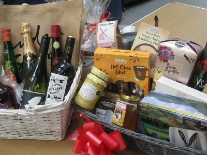 Hamper