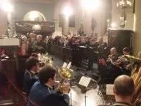 carols-round-the-tree-