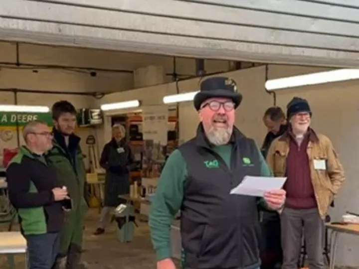 BV TOWN CRIER