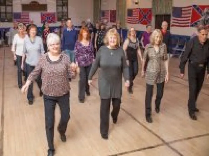 Line Dancing 03