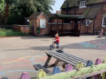 E7F903CB-CC67-4988-BD2D-CB061EFA120B