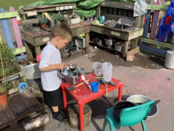 AC0A07FB-FCB4-4C86-8A52-95DB0FA6AE48