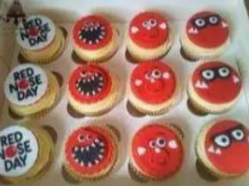 comic cakes