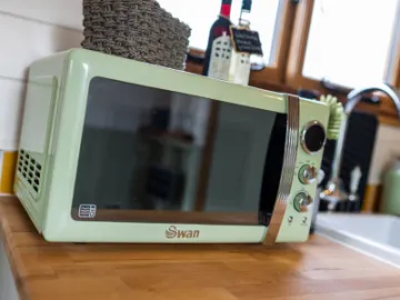 Overwater Luxury Glamping Wellington Interior 34