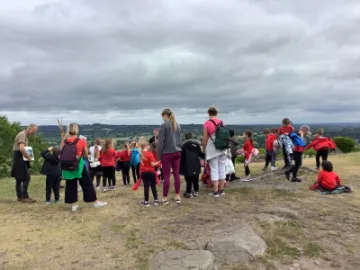 5F37C036-B9D5-4A6E-B2E2-A29C2DB30E74