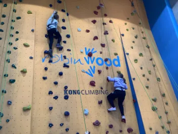 8AAA1F49-42AC-4620-9C08-73A85FB63E69