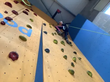 041CB937-7DF0-48AB-B048-008F3E45842F