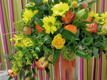 Flower Club 2025 &ndash; Carrot Cake