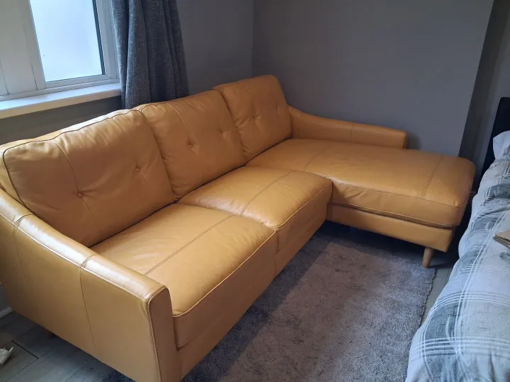 Items for sale &ndash; Leather sofa &pound;400