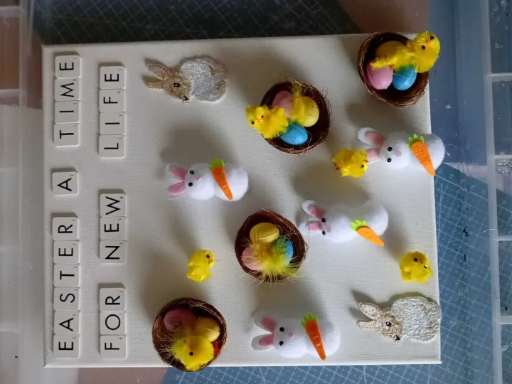 Items for sale &ndash; Easter Theme &pound;15